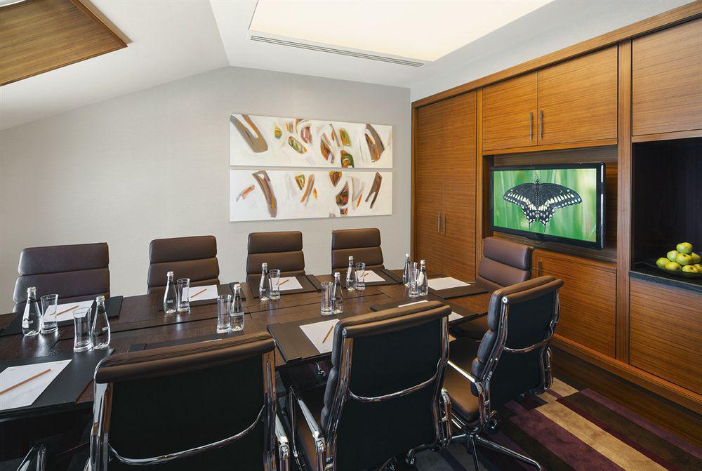 Movenpick Otel 5*