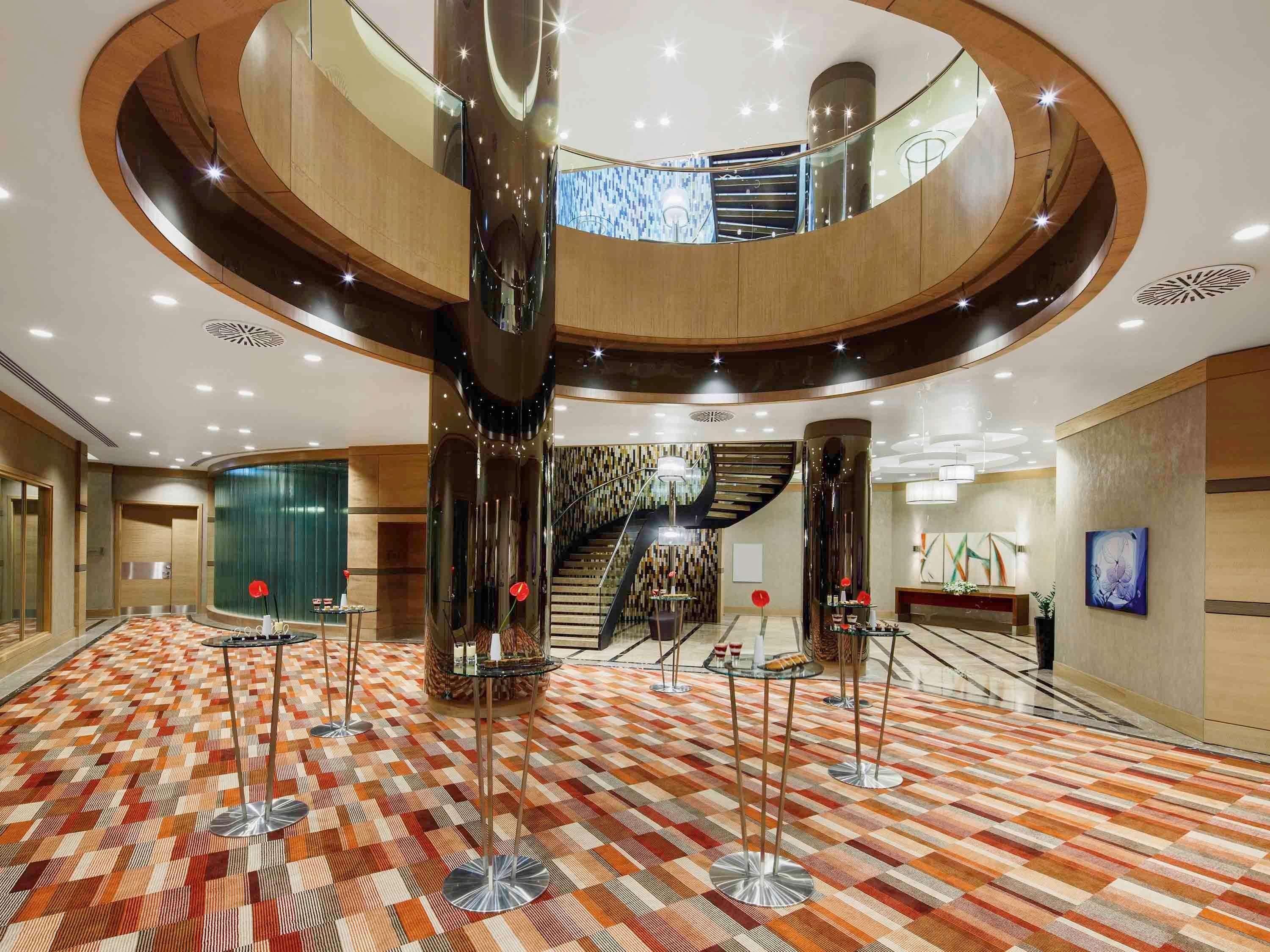 Movenpick Otel 5*